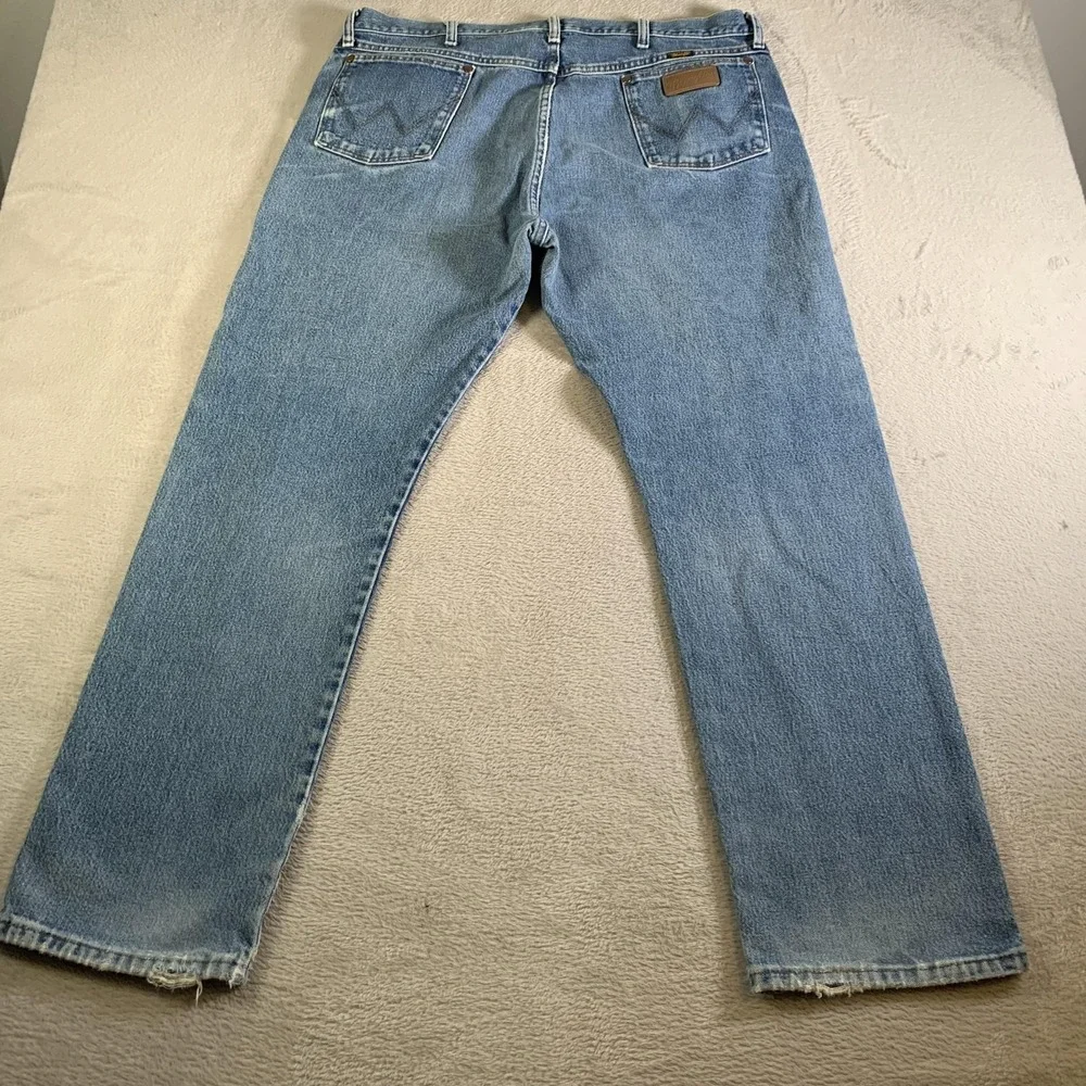 Vintage Wrangler 13MWZGK Cowboy Cut‎ Jeans Mens 40x32 Light Wash Blue Straight